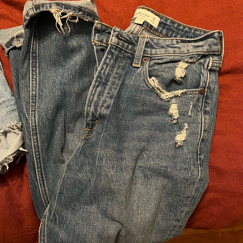Abercrombie Mom Jeans